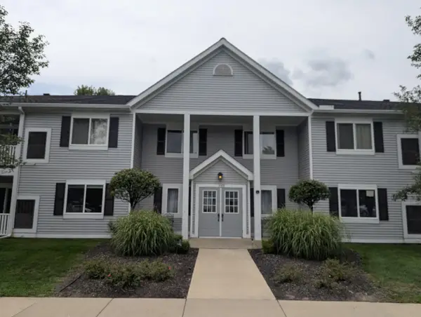 1155 S Lake #45, Novi, MI 48377