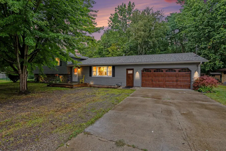 6590 Brunden Place, Coloma, MI 49038 - #2