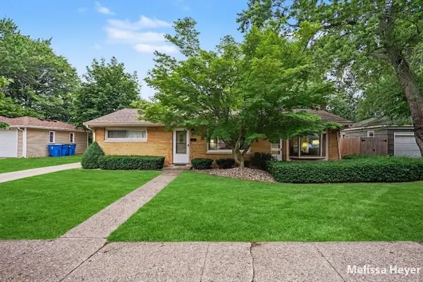 1121 Park Avenue, Grand Haven, MI 49417