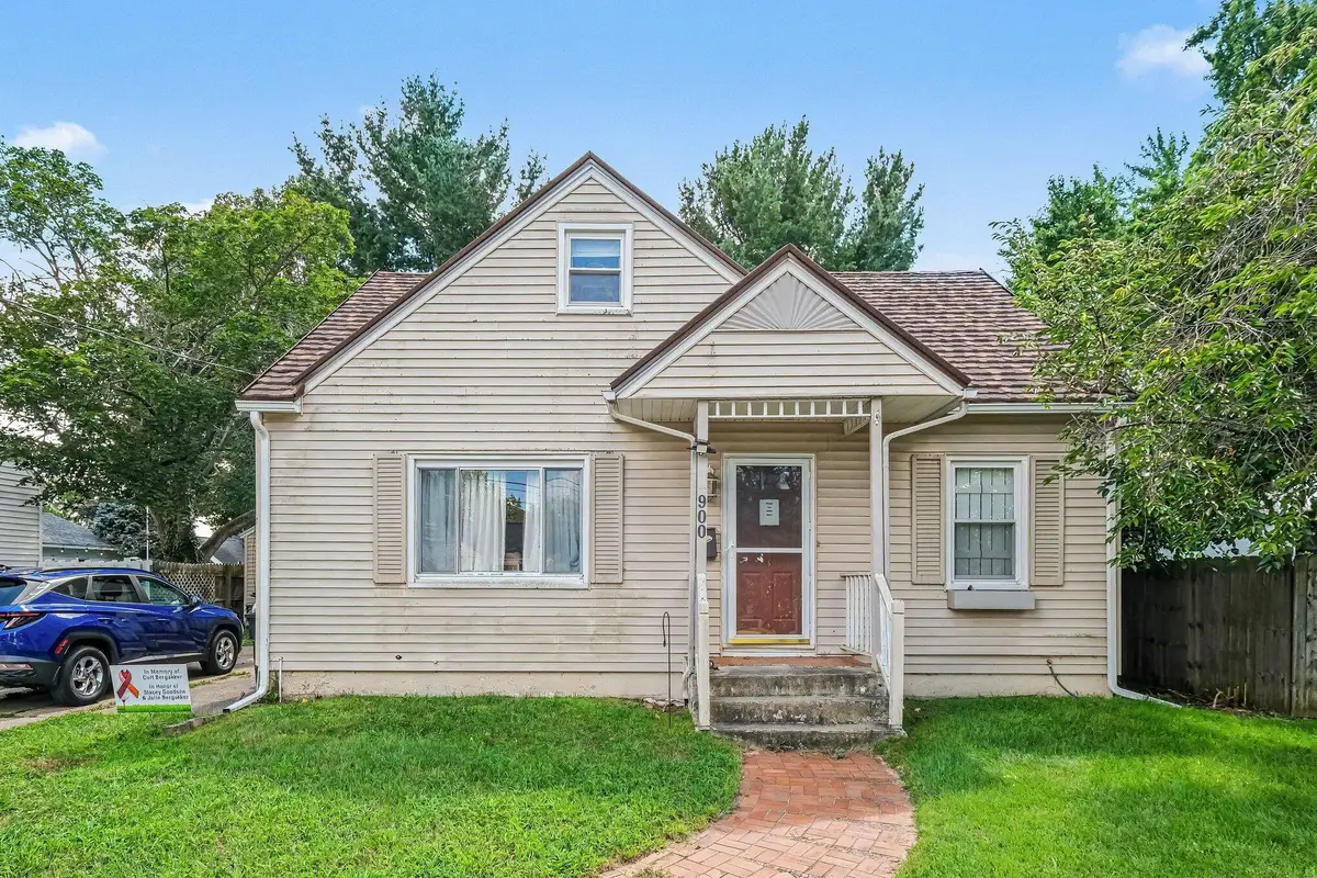 900 40th Street Sw, Wyoming, MI 49509 - #1