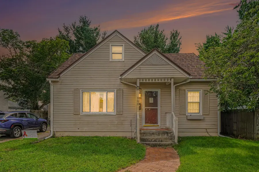 900 40th Street Sw, Wyoming, MI 49509 - #2