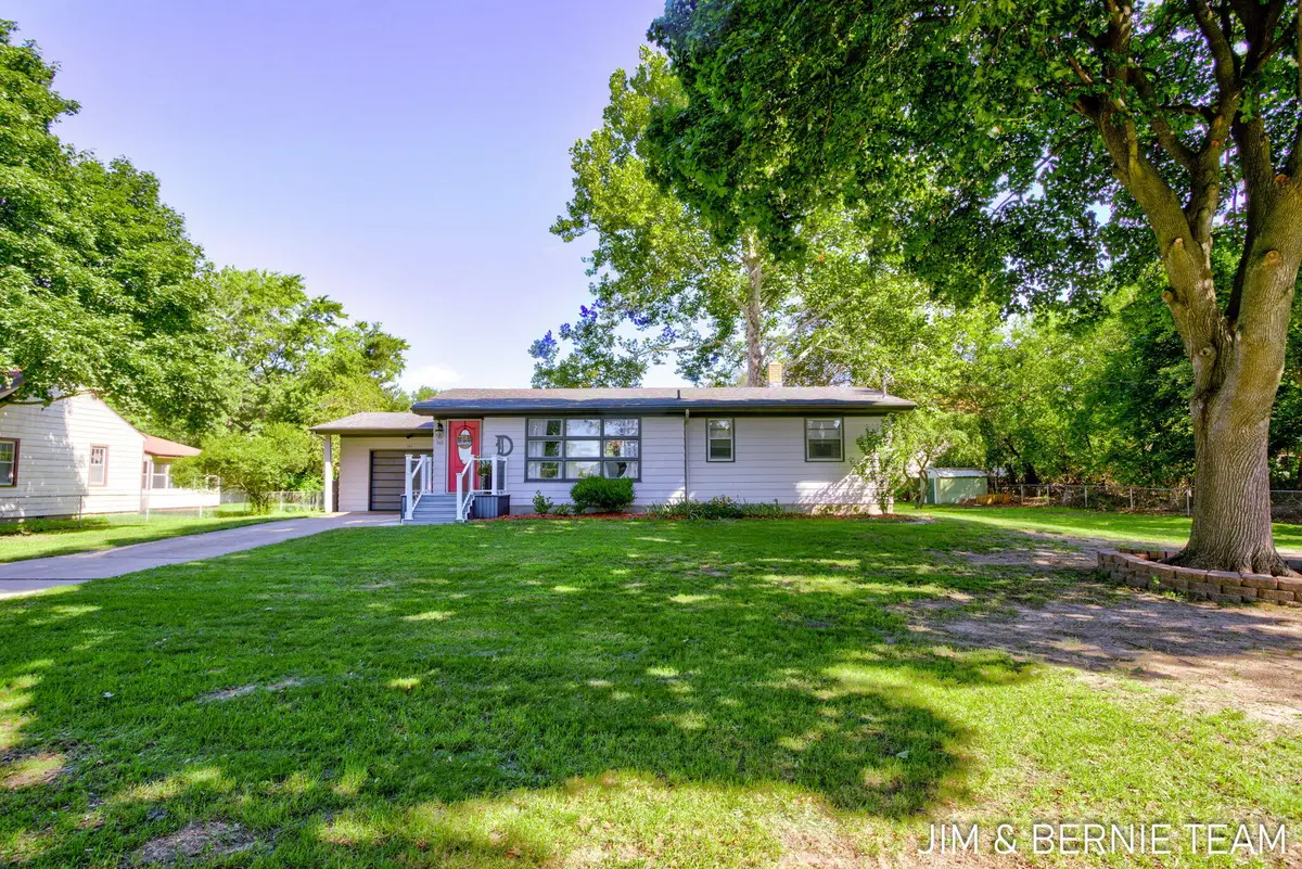 345 Harp Street Se, Grand Rapids, MI 49548 - #1