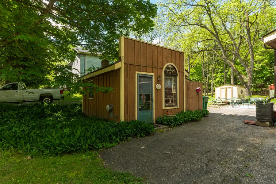 8425 Parshallville Road, Fenton, MI 48430 - #2