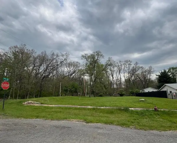 1660 Parkview Drive, Niles, MI 49120