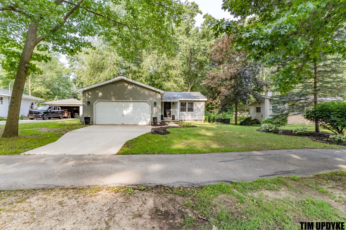 16661 152nd Avenue, Spring Lake, MI 49456 - #1