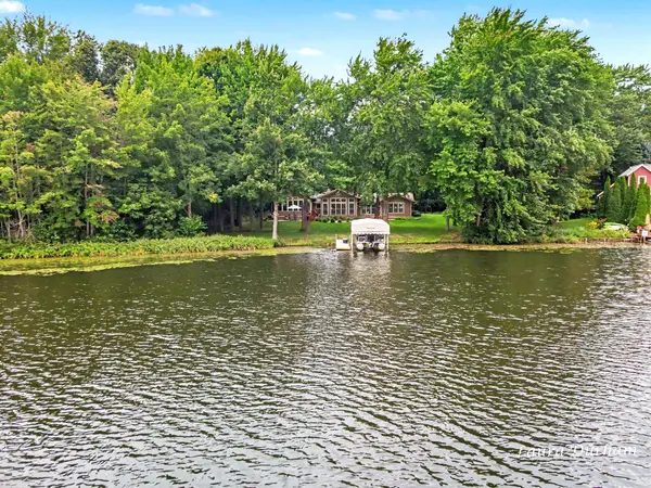 3636 Vienna Stras Street, Holland, MI 49423