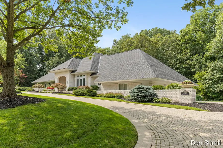 5999 SW Hillsborough Court Sw, Grandville, MI 49418 - #3