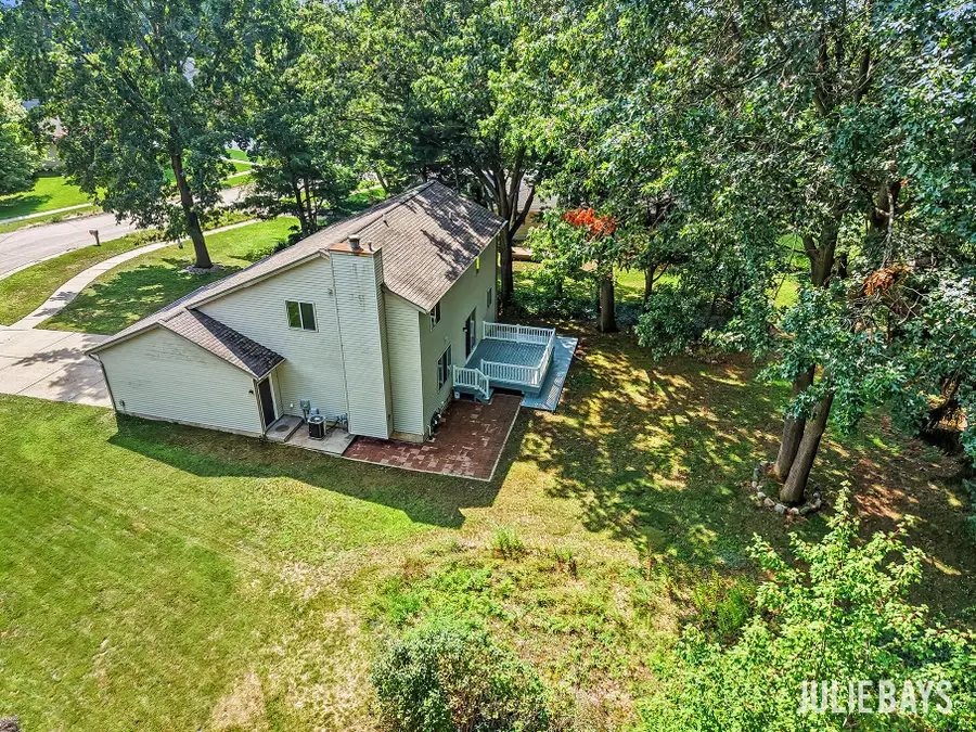6631 Runway Court Sw, Byron Center, MI 49315 - #2