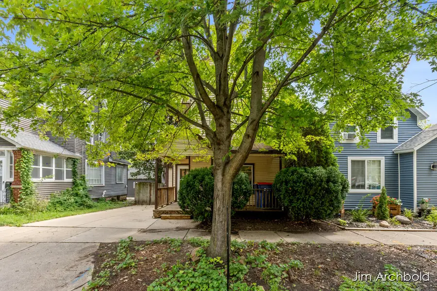 816 Jennette Avenue Nw, Grand Rapids, MI 49504 - #2