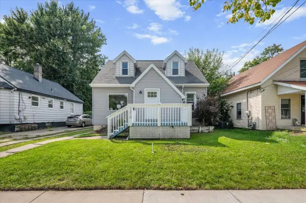 1319 Diamond Avenue Ne, Grand Rapids, MI 49505