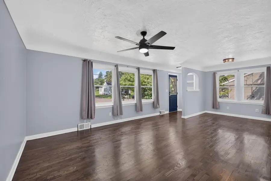 505 Colfax Street, Jackson, MI 49203 - #3