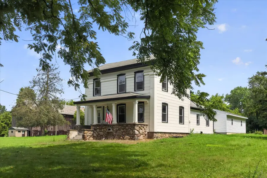 6816 Division Avenue N, Comstock Park, MI 49321 - #2