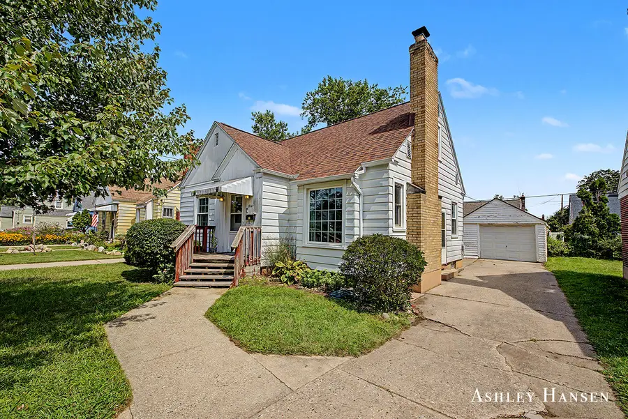 1714 Fremont Avenue Nw, Grand Rapids, MI 49504 - #2