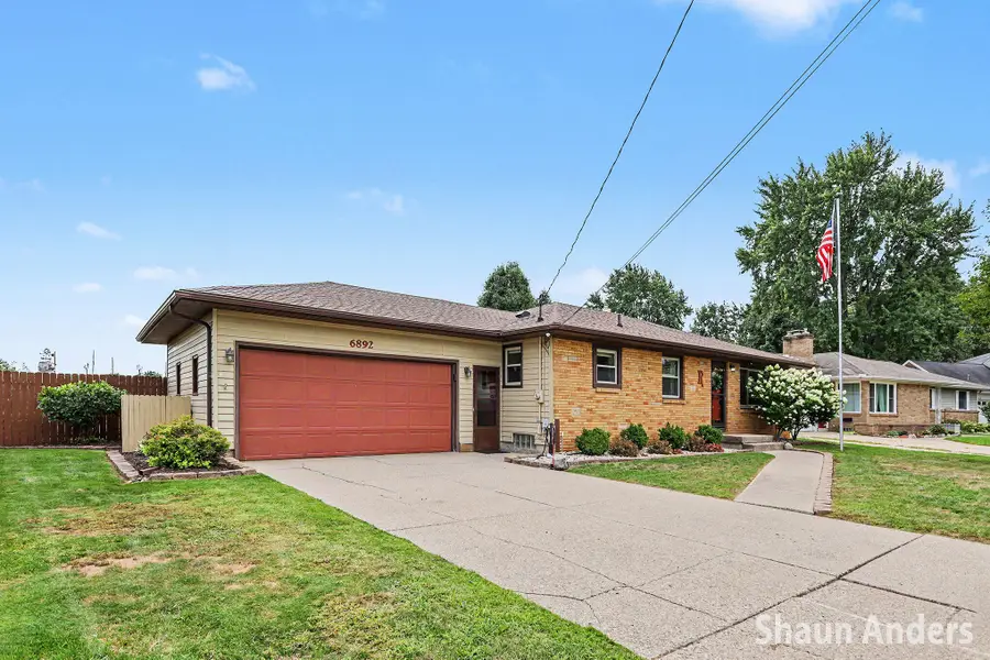 6892 Quincy Drive Sw, Grand Rapids, MI 49548 - #3