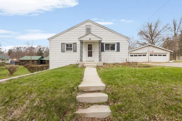 204 Terre Coupe Street, Buchanan, MI 49107
