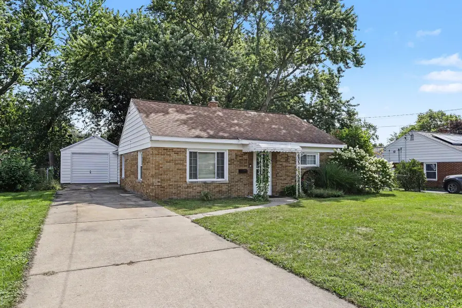 229 S 22nd Street S, Battle Creek, MI 49015 - #2