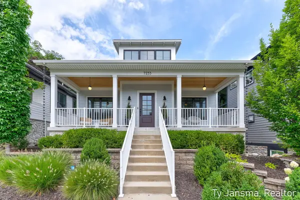 7253 Bradfield Street Se, Ada, MI 49301