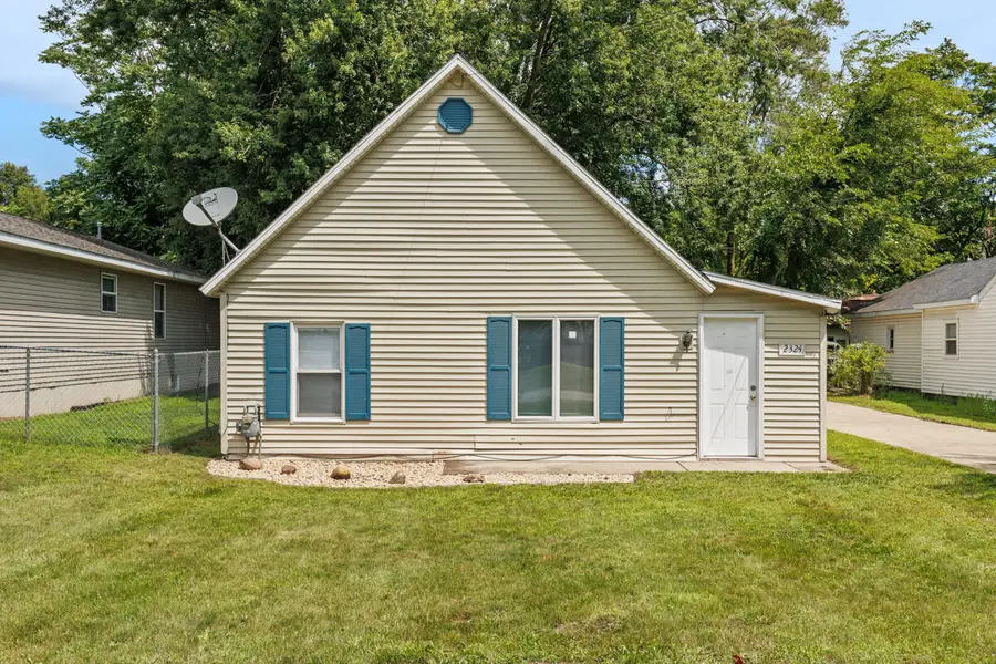2324 Hughes Avenue, Norton Shores, MI 49441 - #2