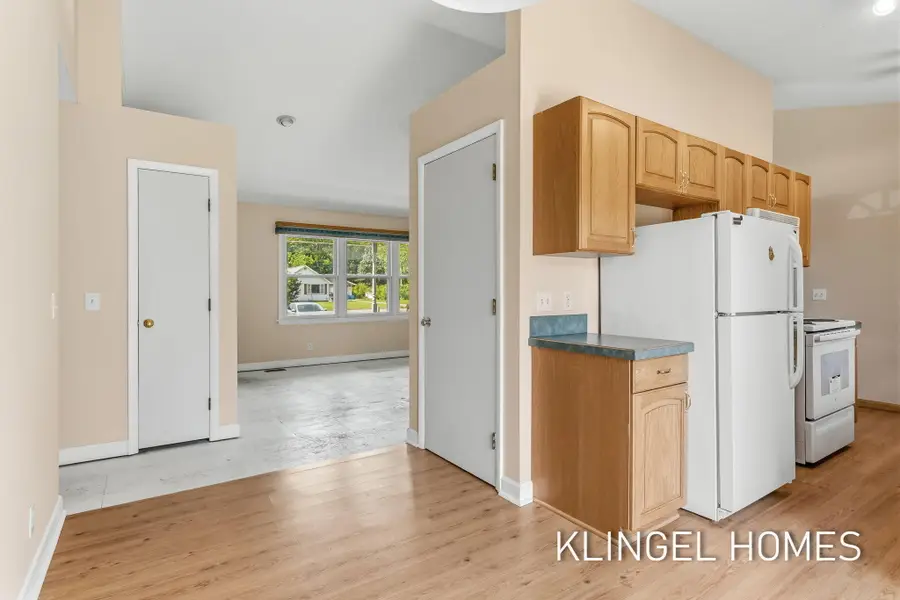 15469 Mercury Drive, Grand Haven, MI 49417 - #2