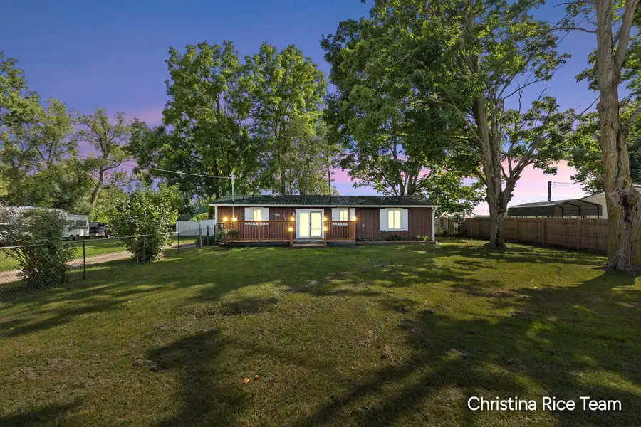 15133 2nd Street, Howard City, MI 49329 - #2