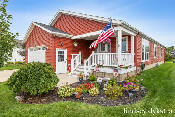 5231 Woodberry Lane, Holland, MI 49423