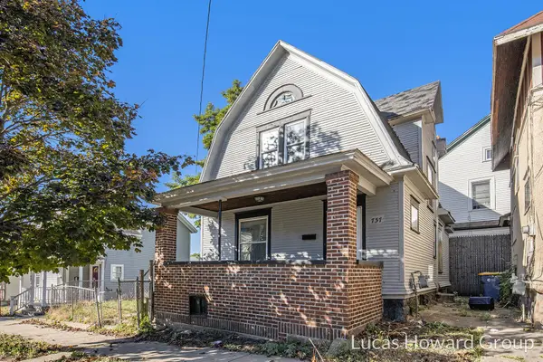 737 Dolbee Avenue Se, Grand Rapids, MI 49506