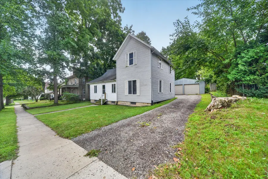 124 E Clinton Street, Hastings, MI 49058 - #2