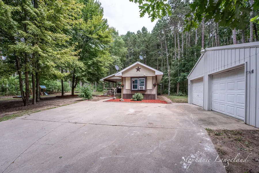 7972 S 192nd Avenue, Holton, MI 49425 - #3