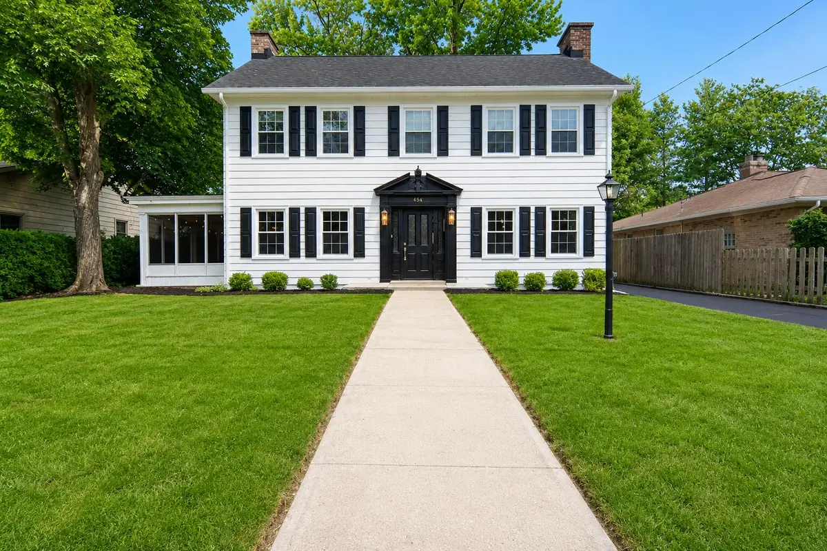 524 3 Mile Road Ne, Grand Rapids, MI 49505 - #1