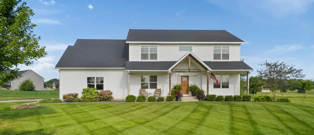 2429 16th Avenue Sw, Hudsonville, MI 49426 - #1