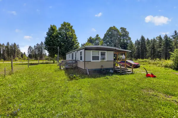 7137 S Deer Lake Road, Reed City, MI 49677