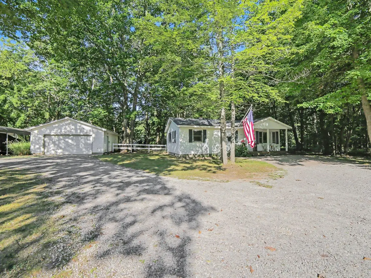 3615 N Lincoln Road, Ludington, MI 49431 - #1