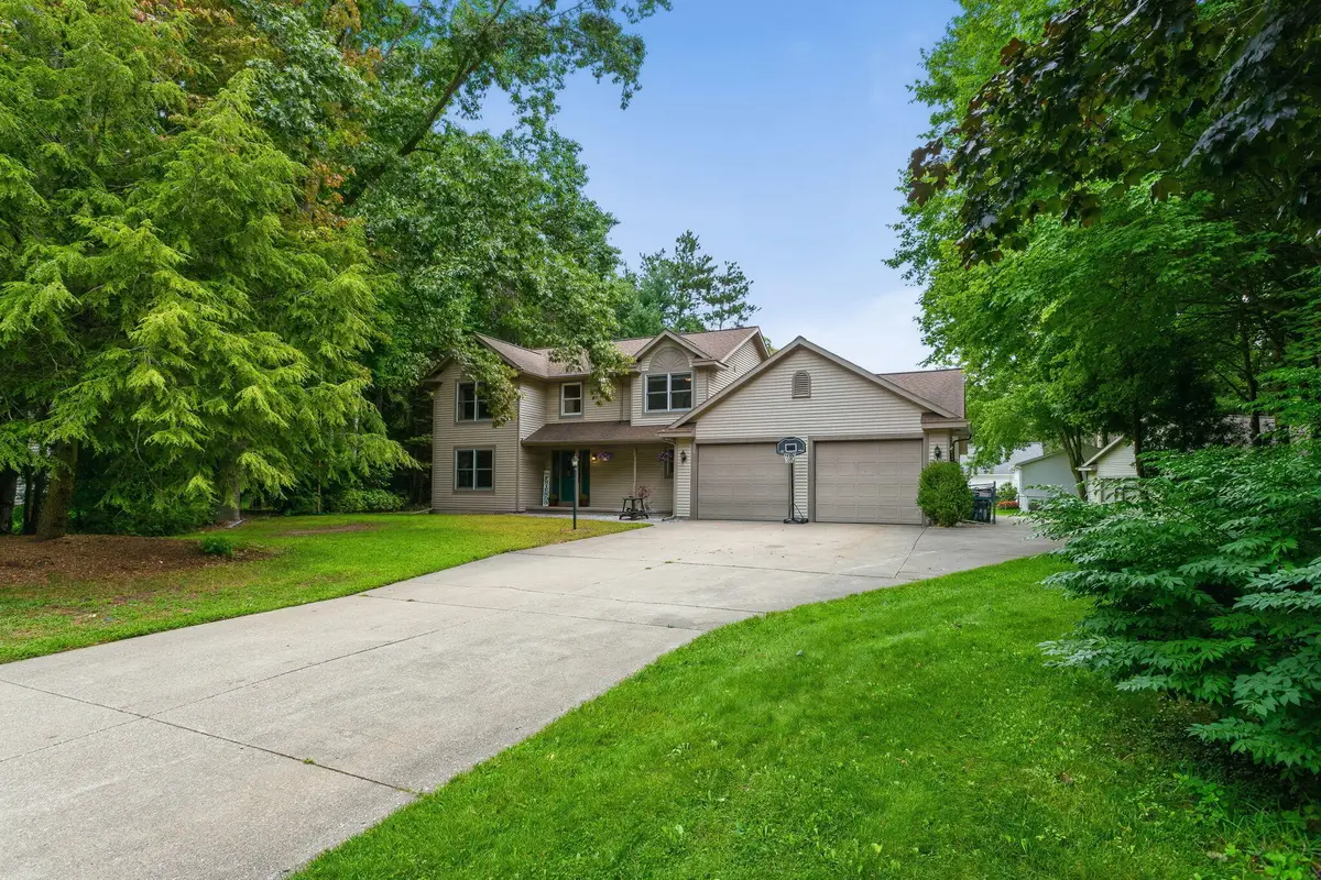 15250 Hofma Drive, Grand Haven, MI 49417 - #1