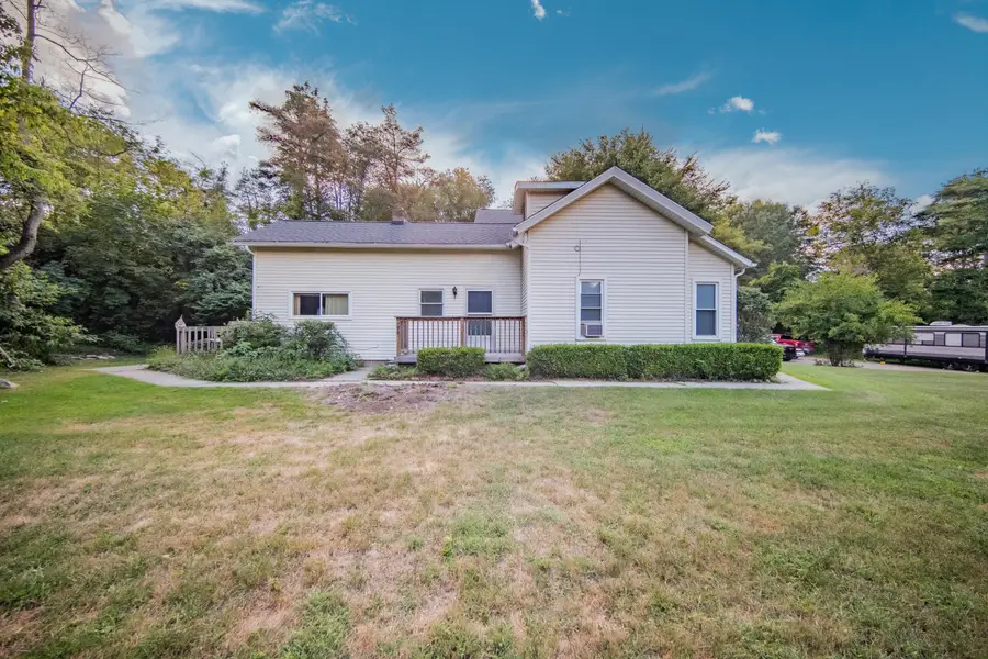 9798 Mcgregor Road, Pinckney, MI 48169 - #2