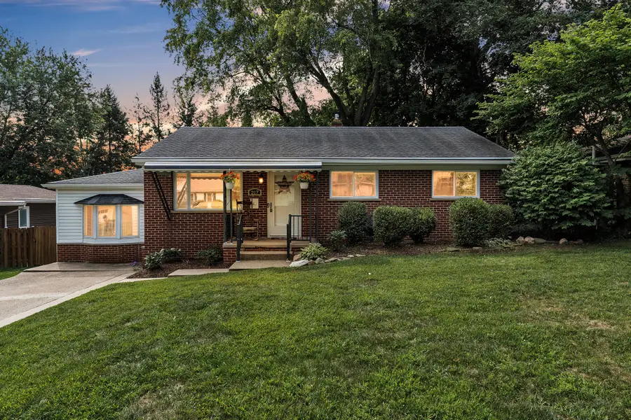217 W Mckay Street, Saline, MI 48176 - #2