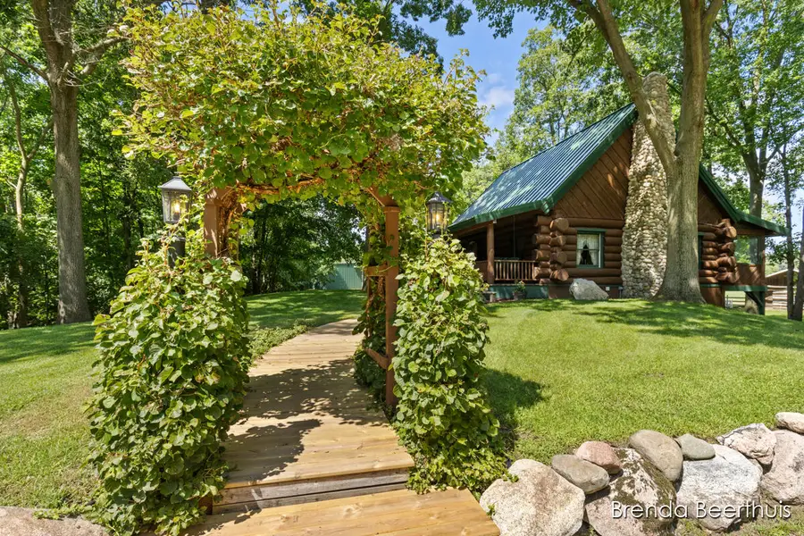 11301 108th Street Se, Freeport, MI 49325 - #2