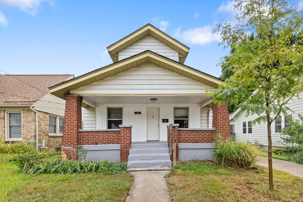 1670 Cleveland Avenue Sw, Wyoming, MI 49509 - #1