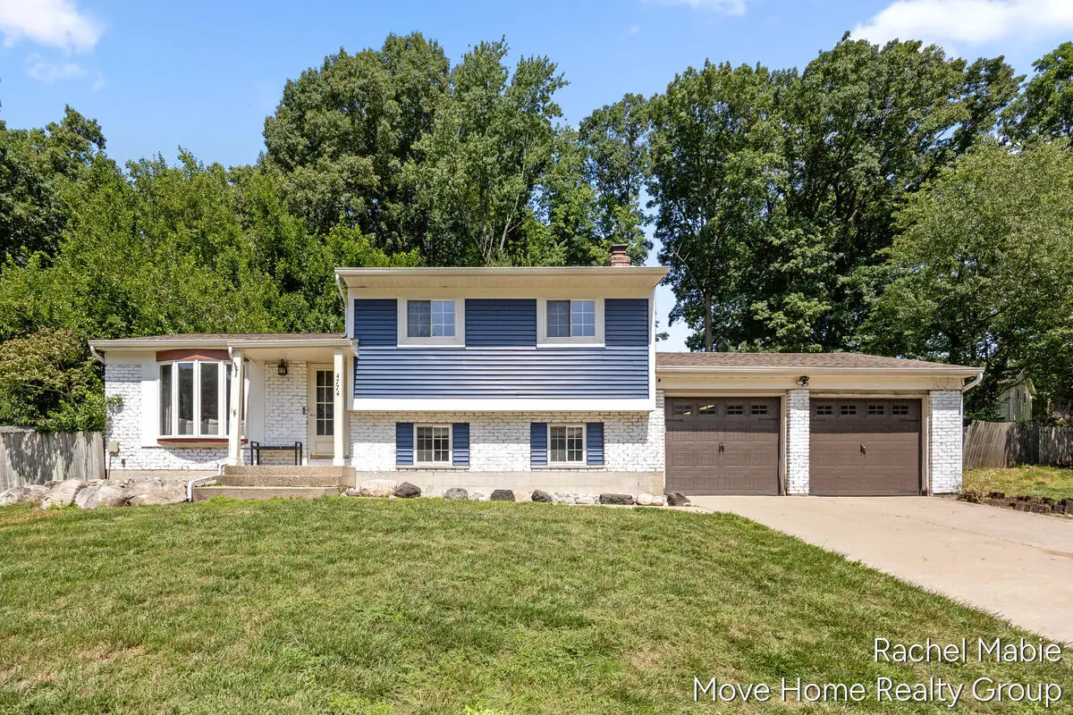 4774 Brookgate Drive Nw, Comstock Park, MI 49321 - #1