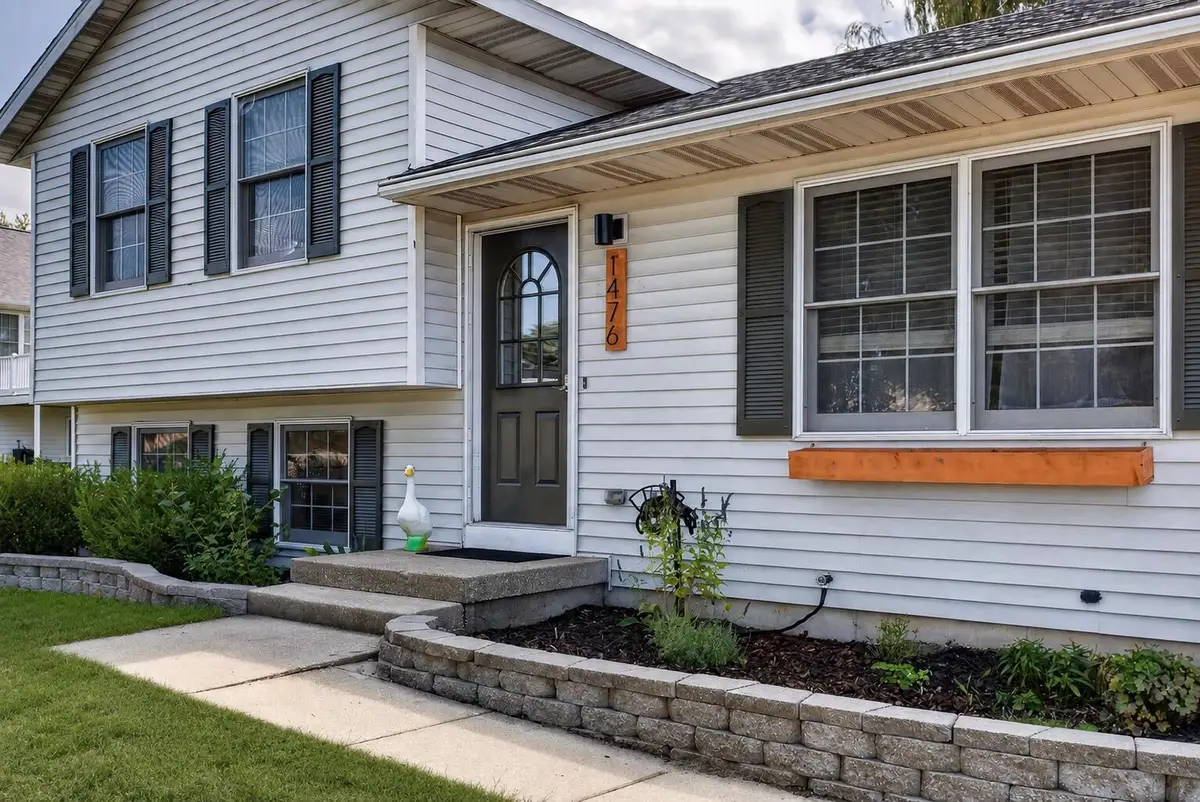 1476 Meadowview Street Sw, Wyoming, MI 49509 - #1