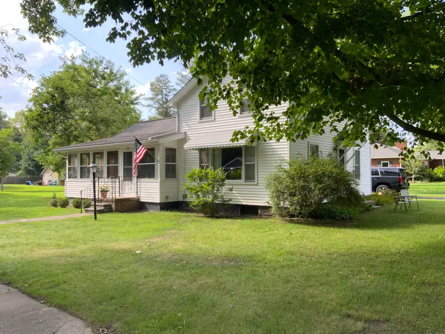 204 Litchfield Street, Clinton, MI 49236 - #2