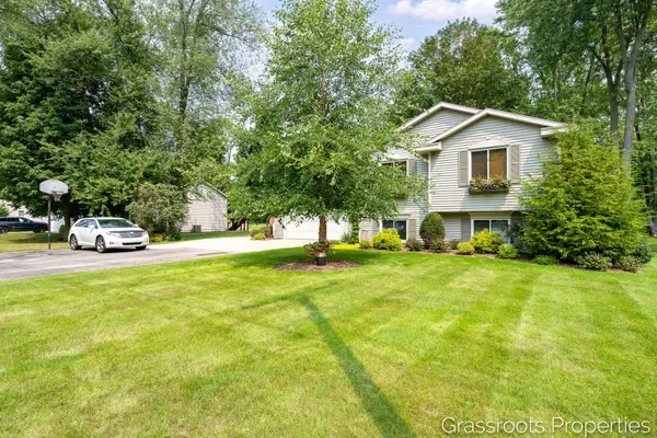 11328 56th Avenue, Allendale, MI 49401