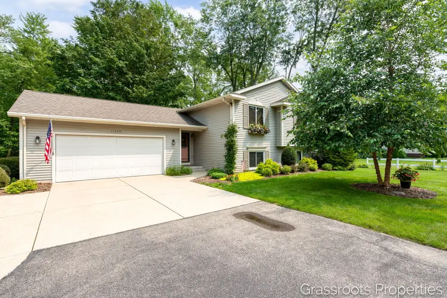 11328 56th Avenue, Allendale, MI 49401 - #3