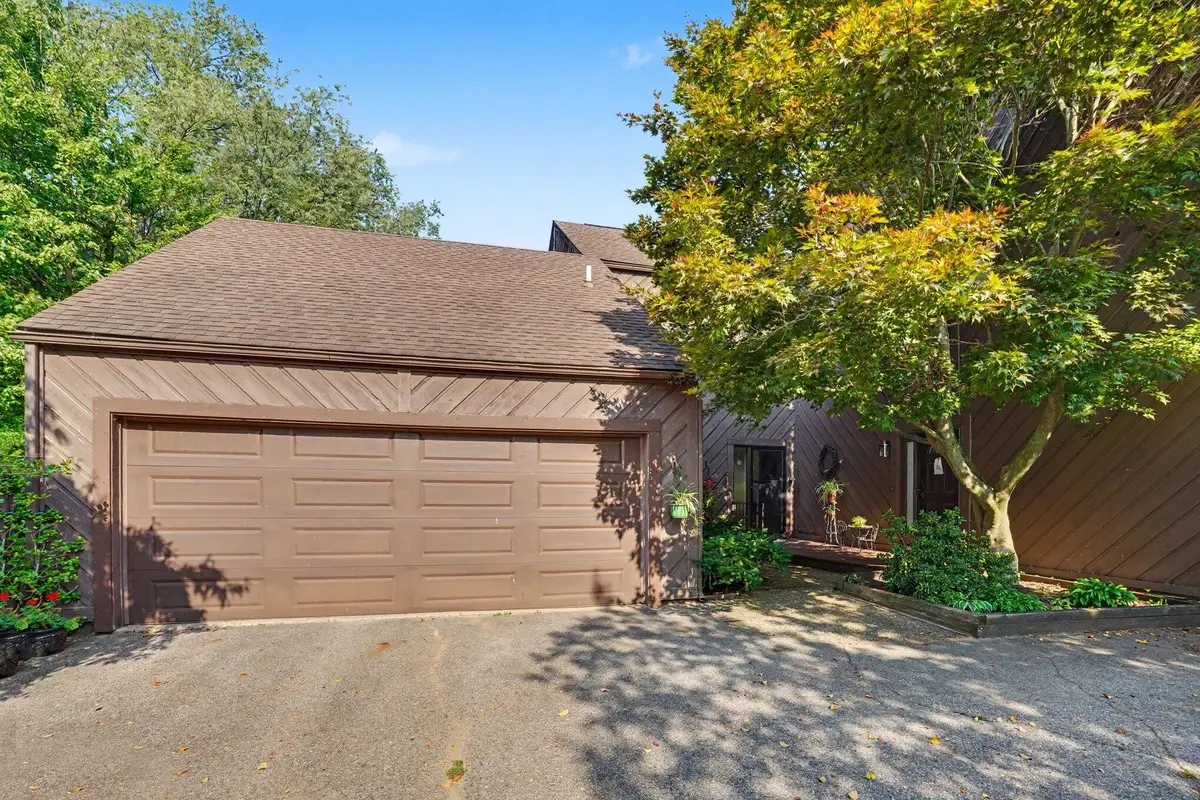 271 Fairway Court #B, Plainwell, MI 49080 - #1