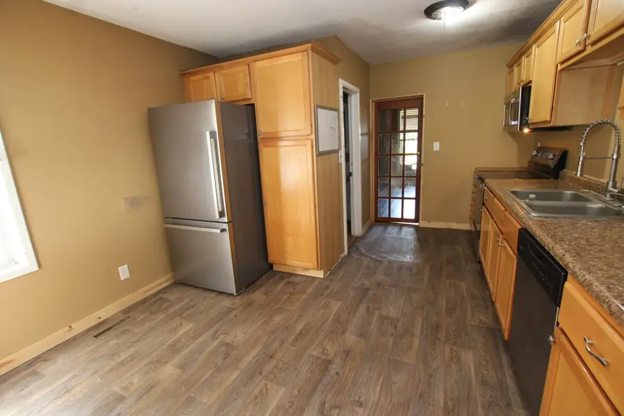 508 N Darling Avenue, Fremont, MI 49412 - #3
