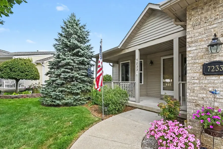 7233 Maplecrest Circle, Swartz Creek, MI 48473 - #3
