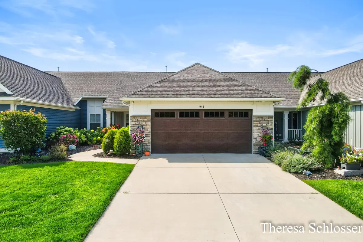 944 Bellview Meadow Drive Sw #28, Byron Center, MI 49315 - #1