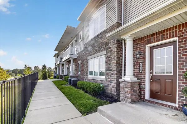 5512 Arbor Chase Drive, Ann Arbor, MI 48103