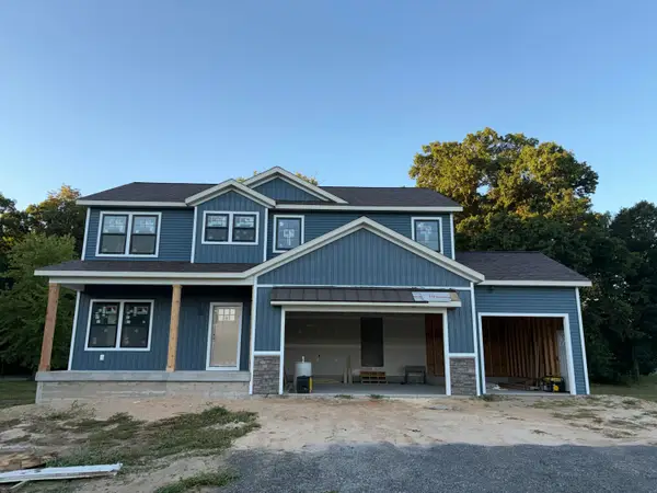 6010 Grand Vista Drive, Coopersville, MI 49404