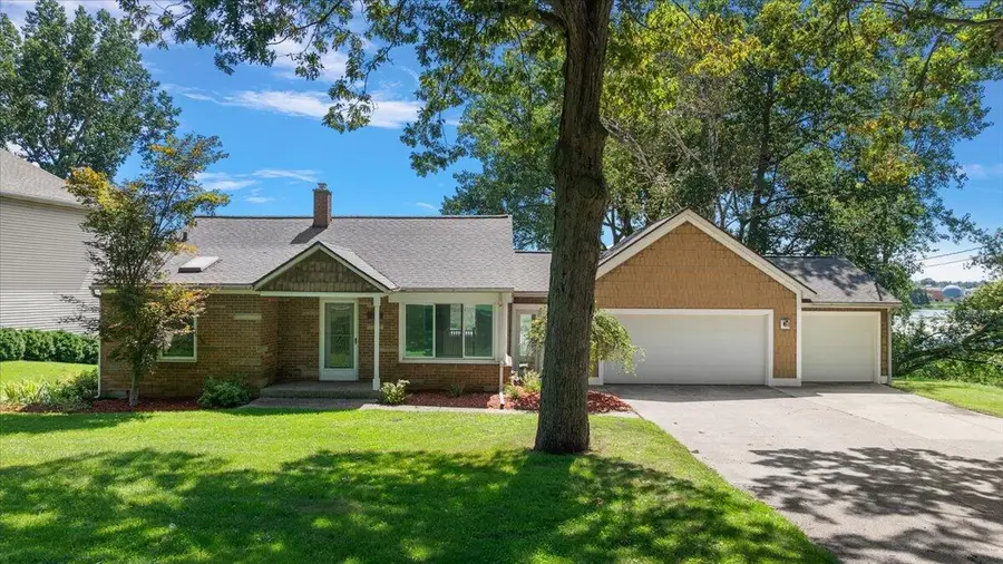 114 River Hills Drive, Holland, MI 49424 - #2