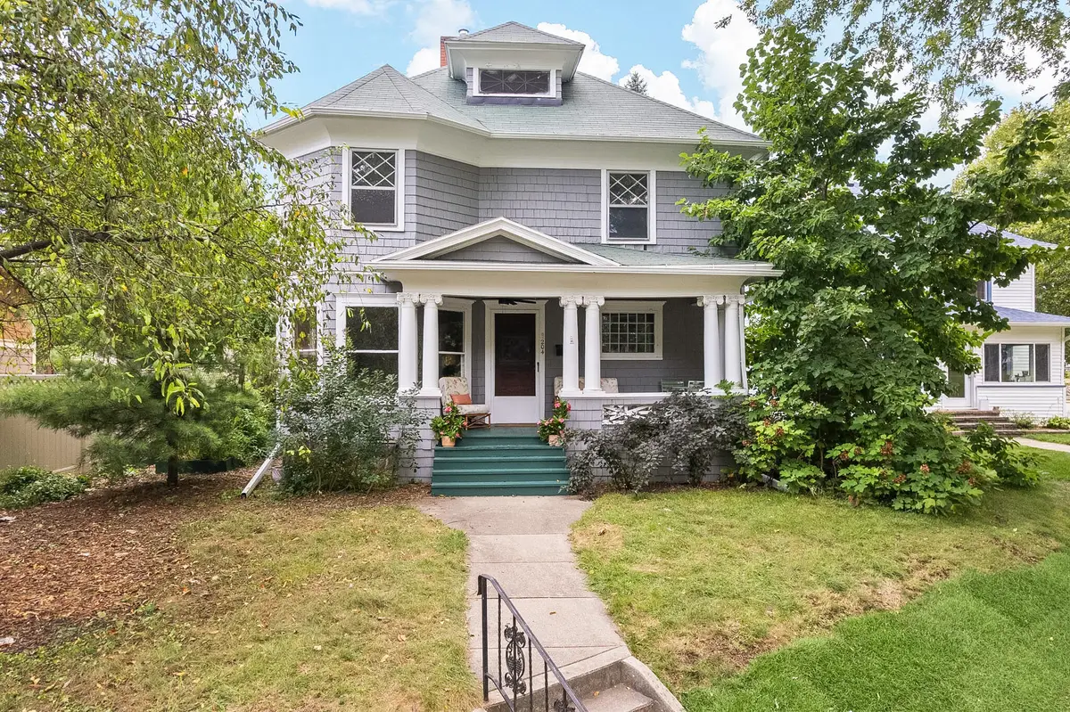 204 Edgewood Street, Jackson, MI 49201 - #1